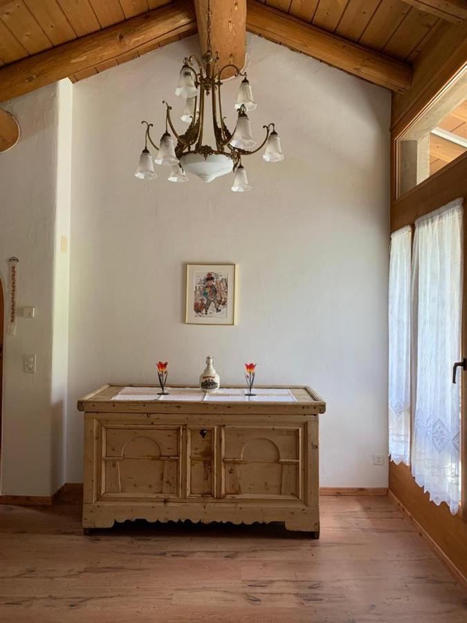 Ferienwohnung Jalet Tschierv ภายนอก รูปภาพ